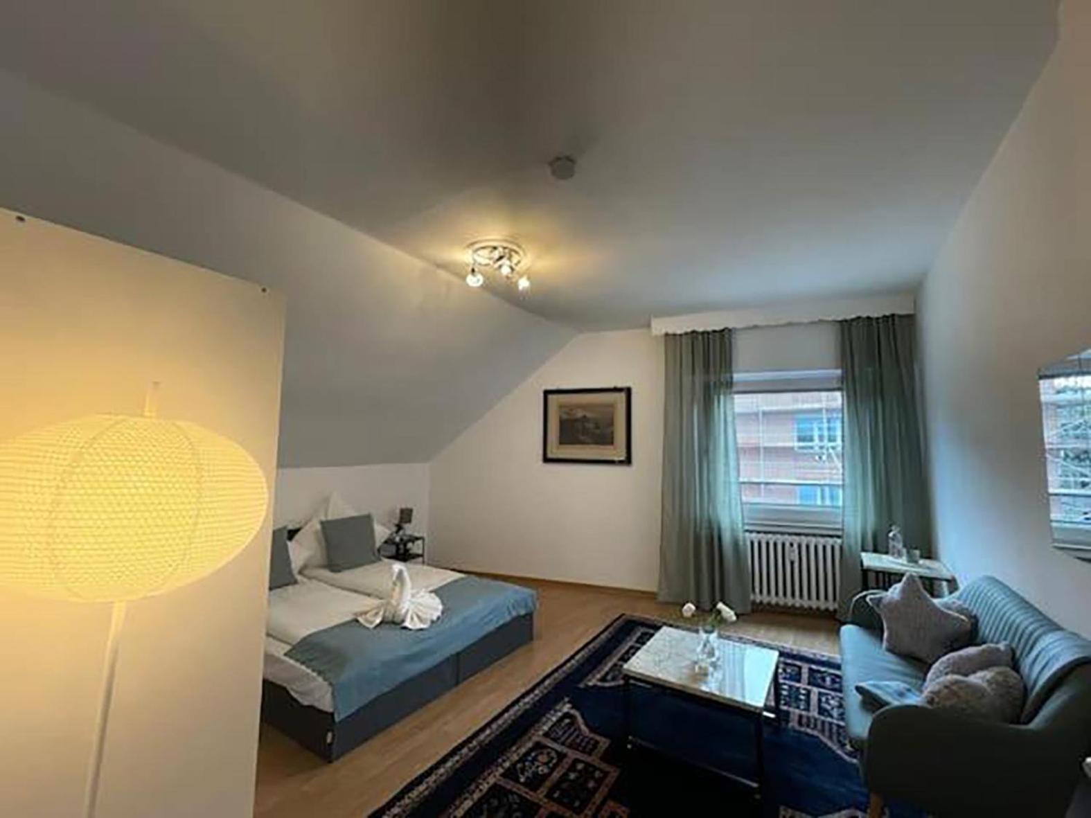 Bright And Stylish Steps Away From The Rhine Apartment