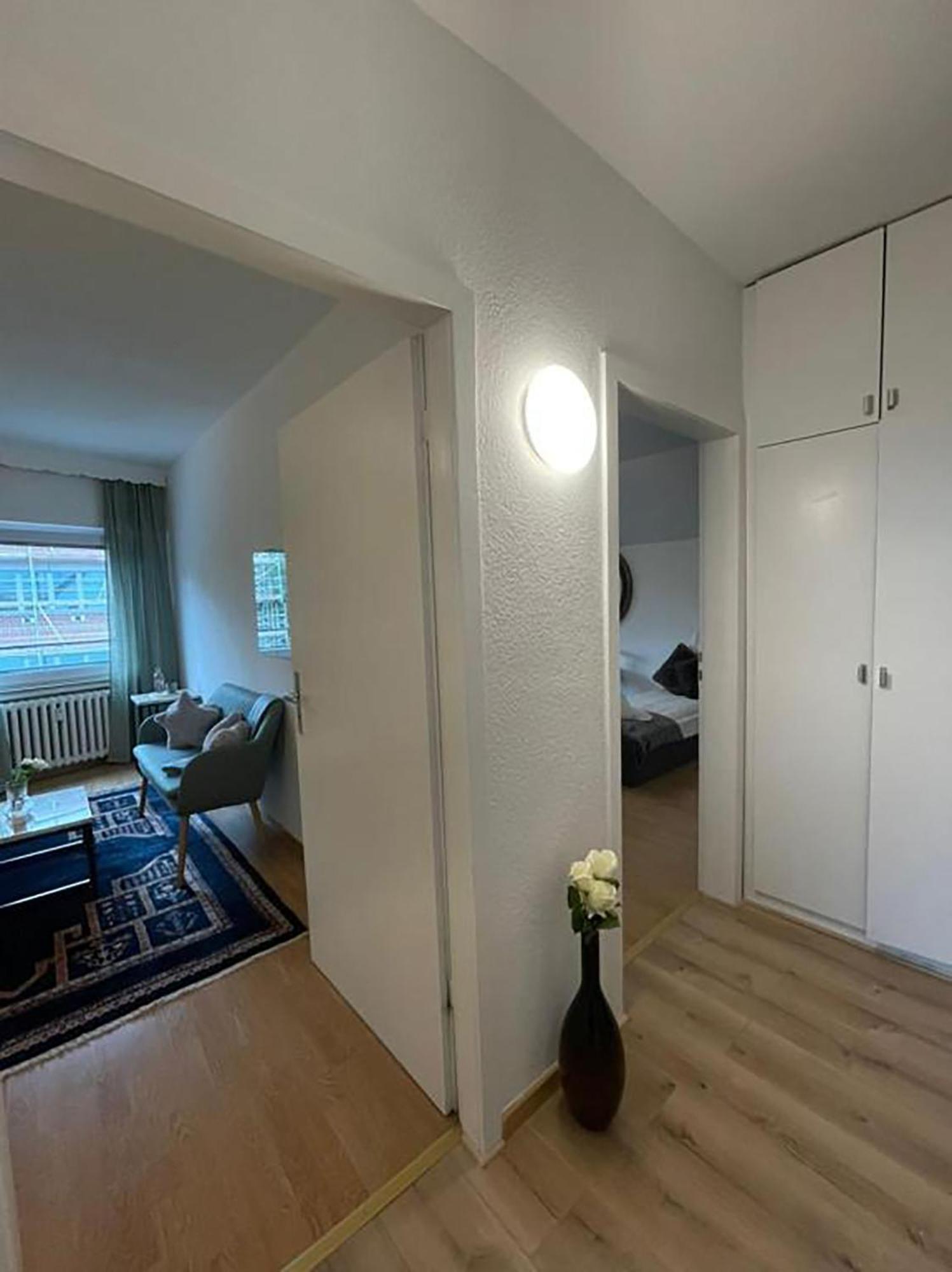 Apartment Bright And Stylish Steps Away From The Rhine