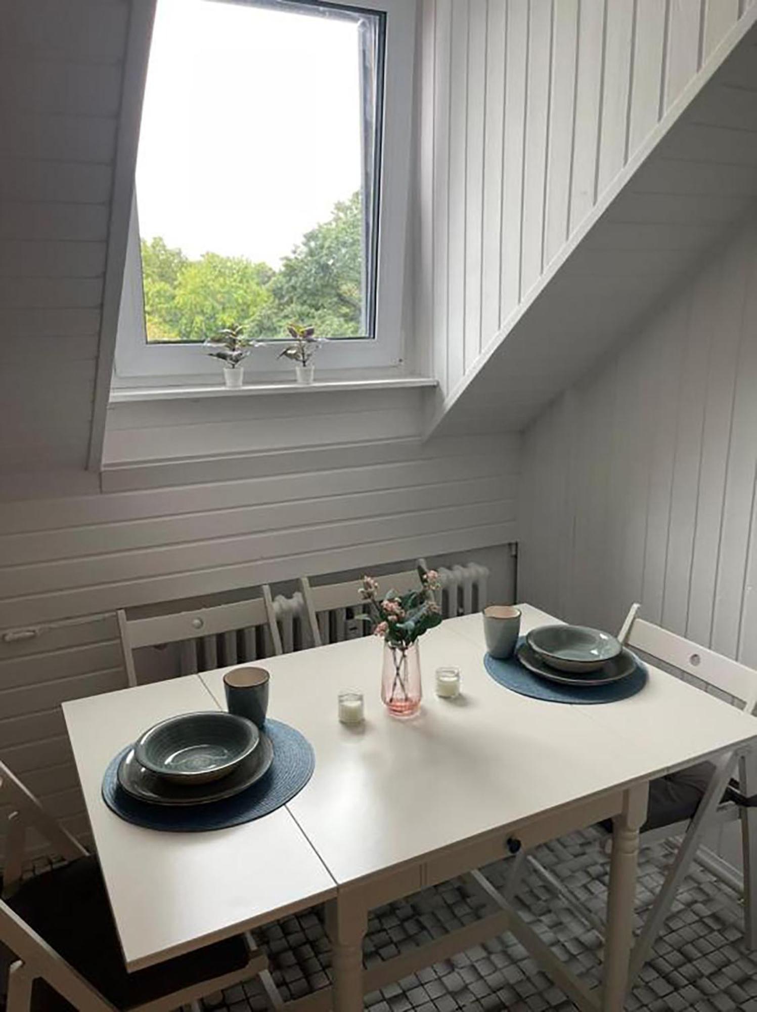 Bright And Stylish Steps Away From The Rhine Apartment
